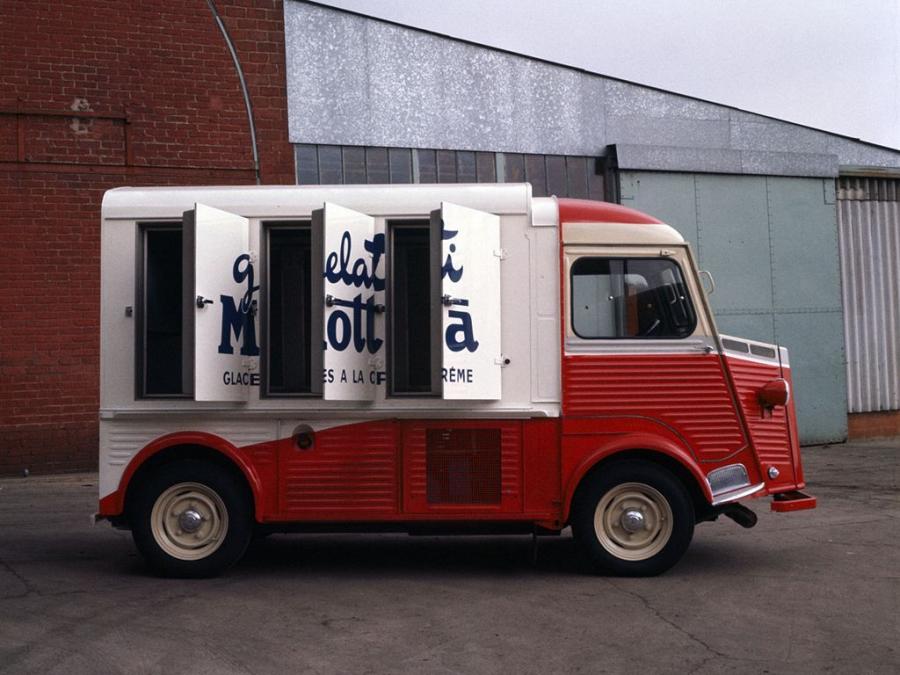  Citroen HY Van 1947 года  (фото 10 из 15)